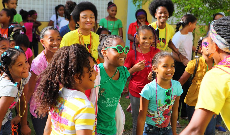 Empowering girls in Dominican Republic through annual "Soy niña, soy importante" summer camp